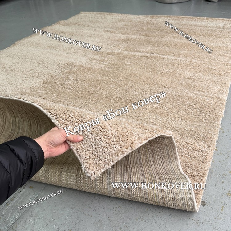 Однотонный длинноворсный ковер New 03 Бежевый